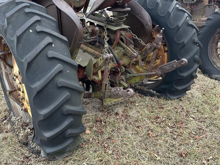 massey-ferguson-444-image-10