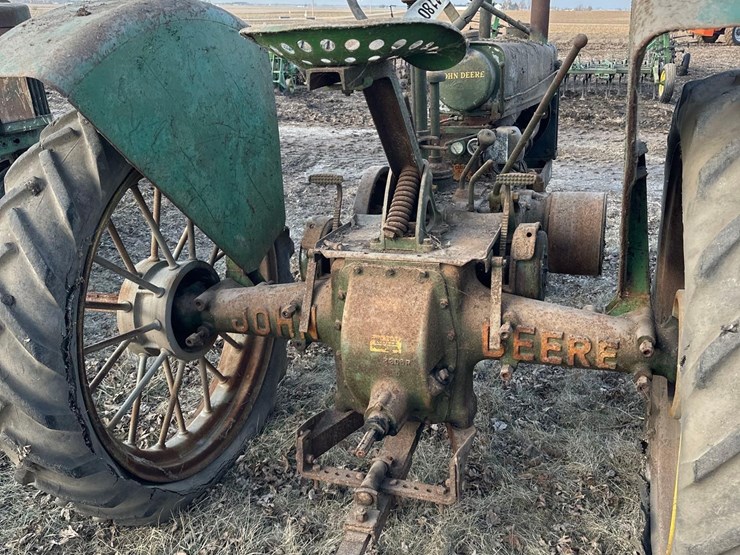 john-deere-b-image-7