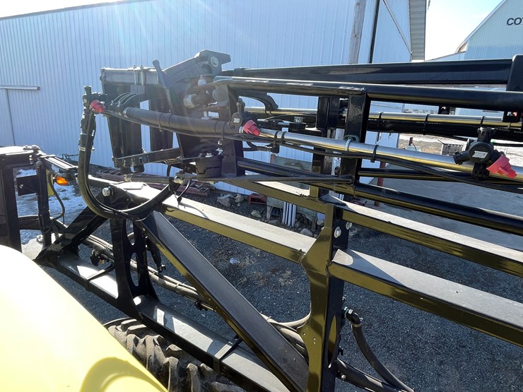 #106-•-fast-9613ft-pull-behind-sprayer-(one-owner)-image-21