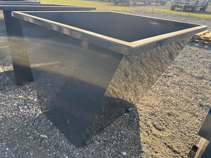 #102-•-mobile-self-loading-dumping-hoppers-image-1