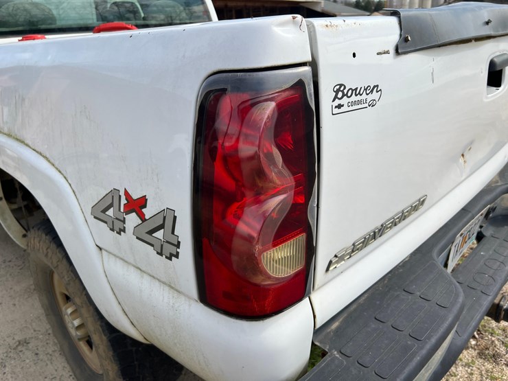 chevrolet-2500hd-image-32