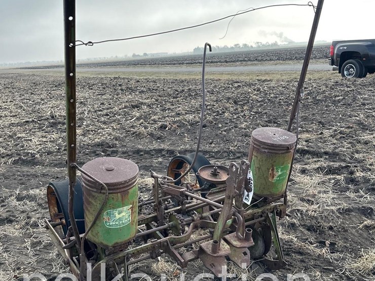 john-deere-2-image-1