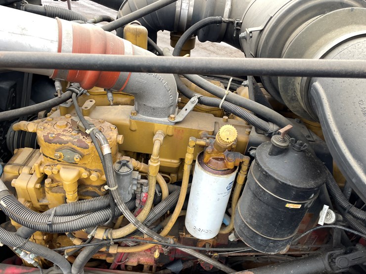 1991-peterbilt-377-image-47