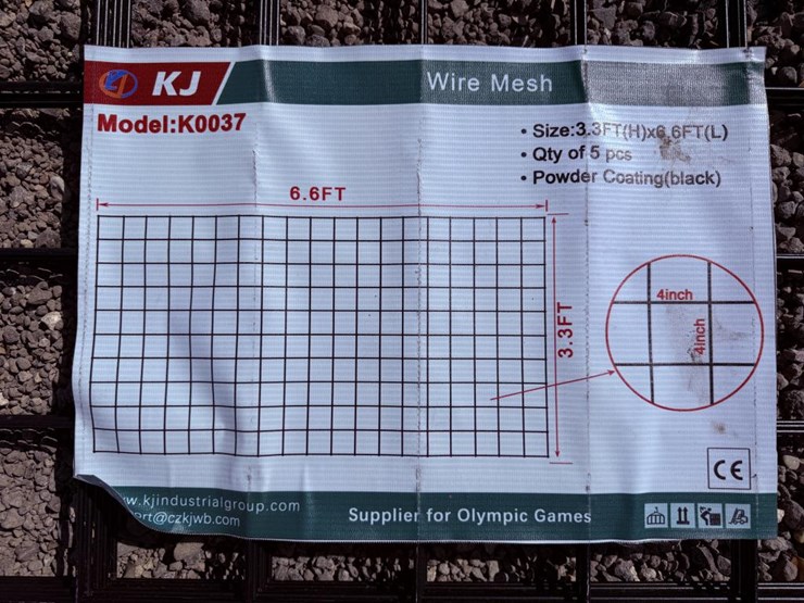 #21-•-(5)-panels-wire-mesh-approx:-3.3'-x-6.6'-image-1