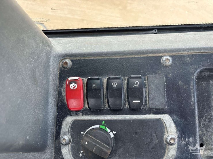 2018-caterpillar-d5k2-lgp-image-20