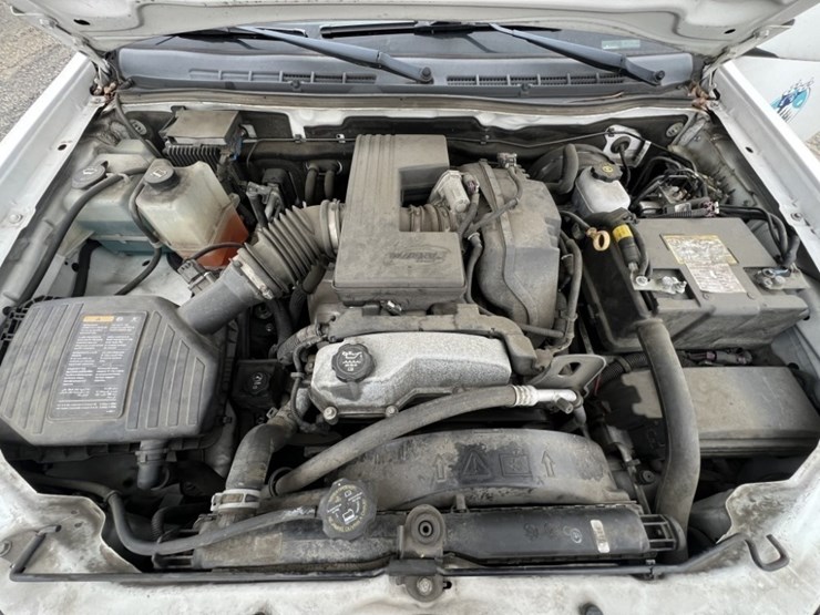 2012-chevrolet-colorado-lt-image-13