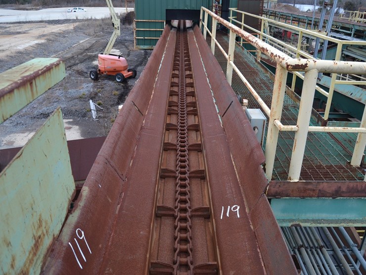 92'-endwise-heavy-duty-log-trough-w/-drags-w/-bottom-return-w/-steel-support-no-drive-image-2