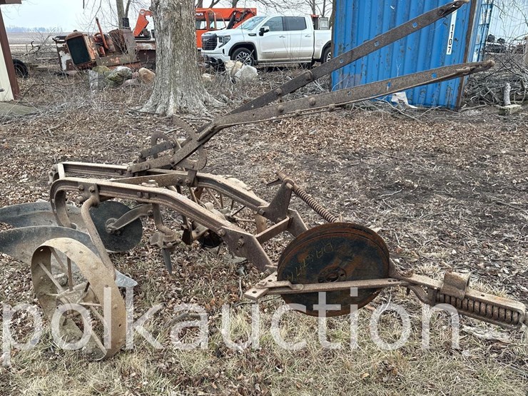 john-deere-2-image-1