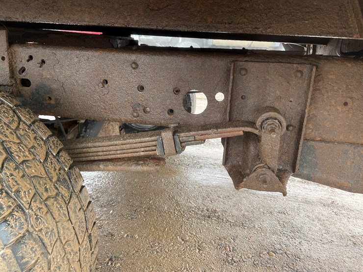 2009-chevrolet-silverado-2500-image-14