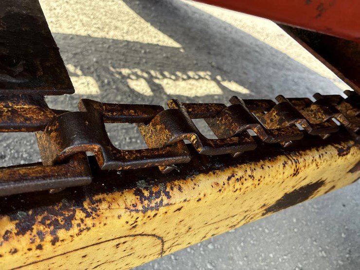 new-holland-513-image-25