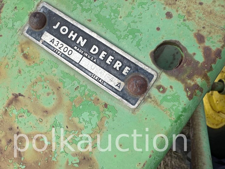 john-deere-3200-image-9