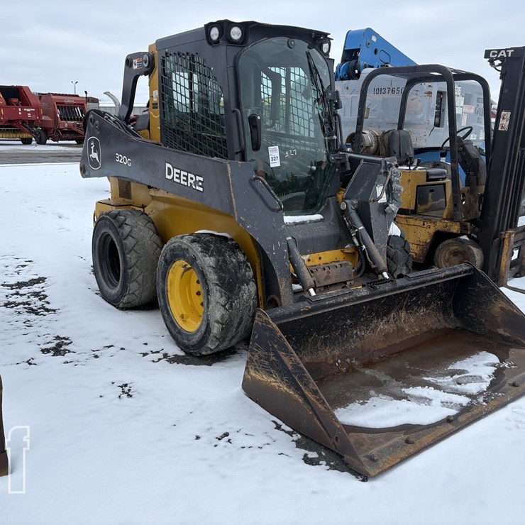 2020 DEERE 320G