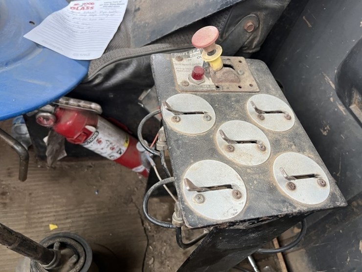 1995-ford-l9000-image-28