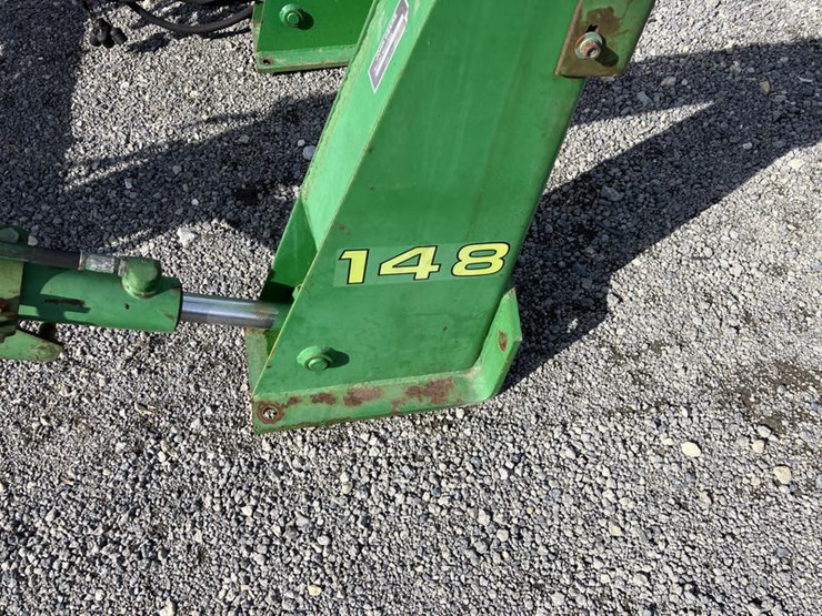 john-deere-148-image-2