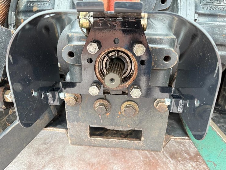 new-holland-ts6.120-image-26