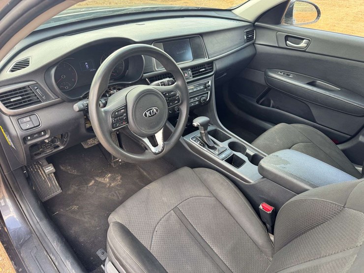 2018-kia-optima-fe-4-door-sedan---170,128-miles-image-11