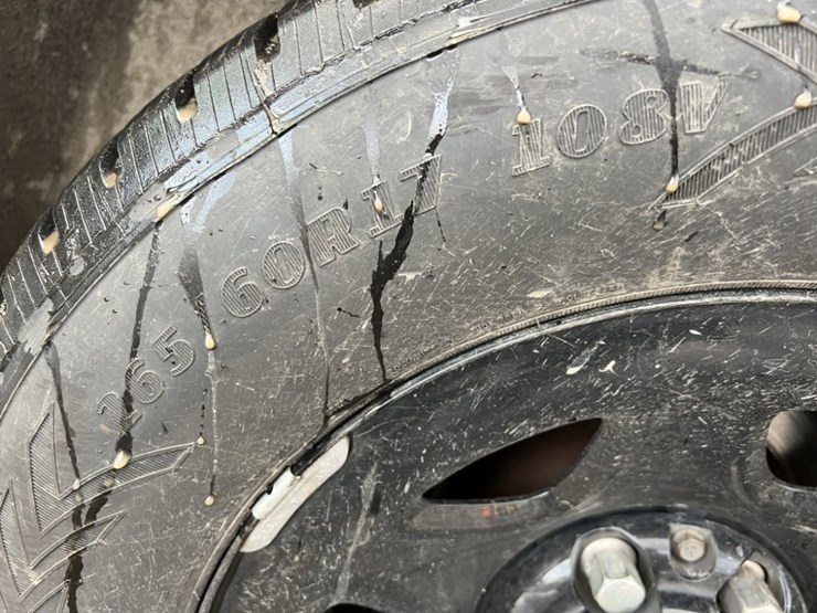 2018-chevrolet-tahoe-image-22