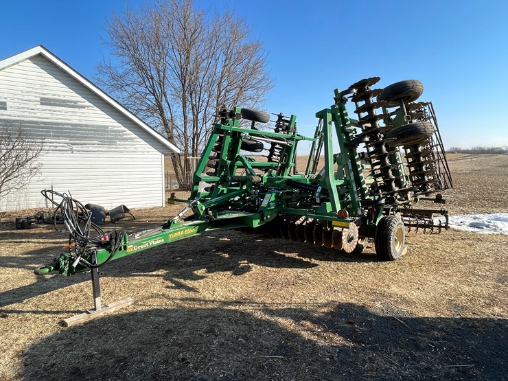 great-plains-2400tm-image-1