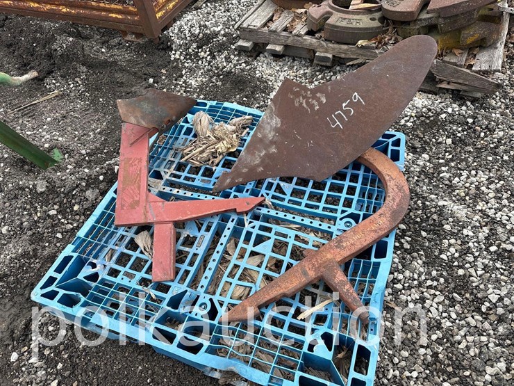 ih-1pt-fast-hitch-implements-(wf)-image-2