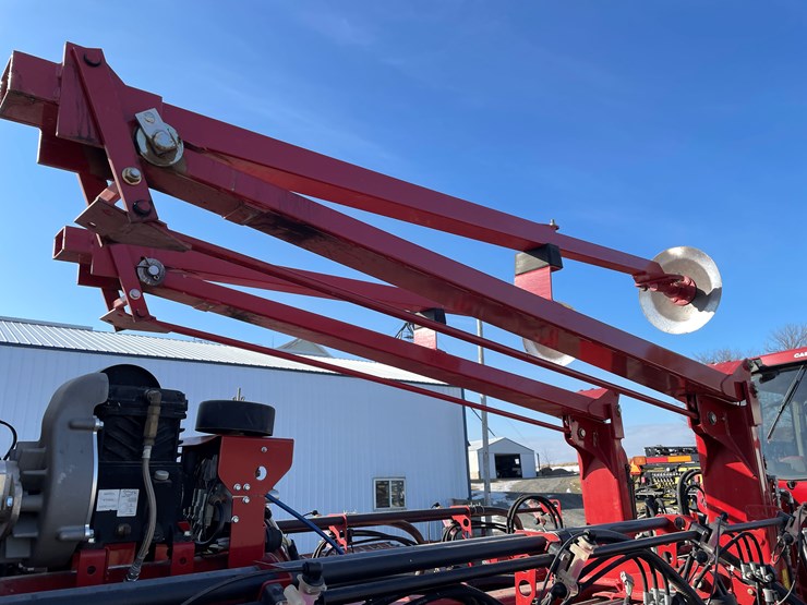 2020-case-ih-2150-image-43