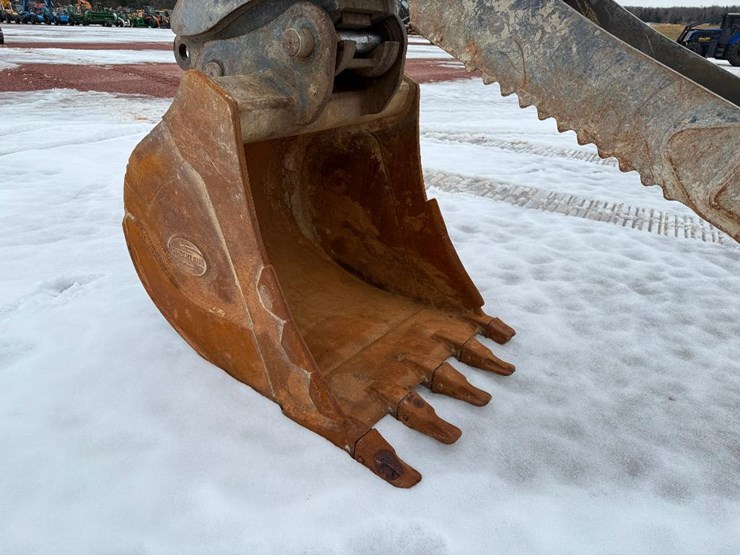 case-cx210d-image-42