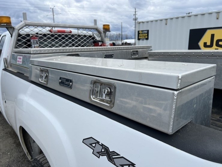 2012-gmc-2500-image-21