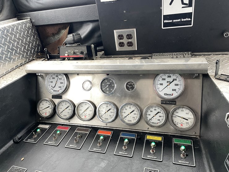 1991-peterbilt-377-image-36