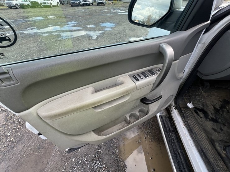 2012-gmc-sierra-extra-cab-4x4-pickup-image-23