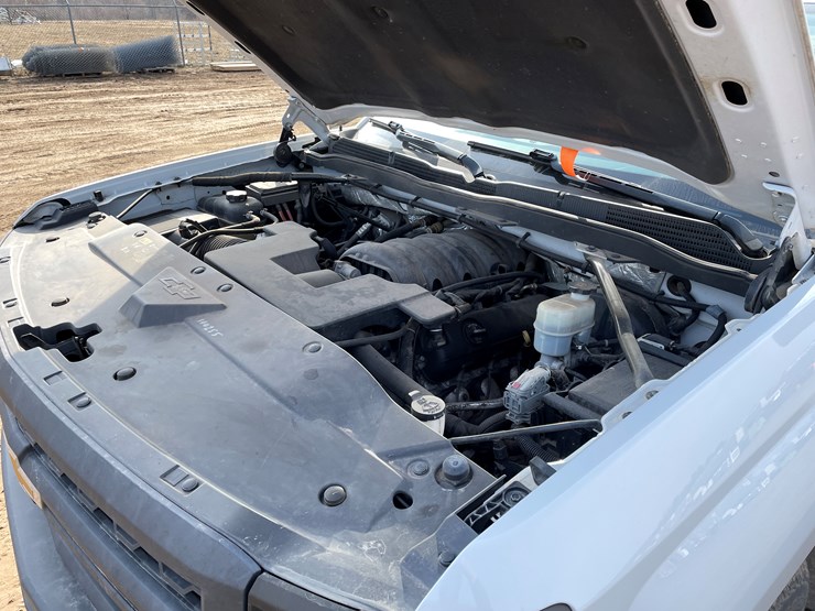 #1474-•-2014-chevy-silverado-pickup-truck-(has-mn-title)-image-24