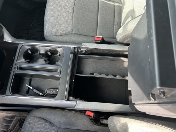 2021-ford-f150-xlt-image-18