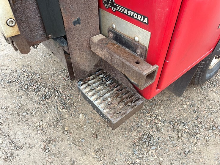 2007-chevrolet-3500-image-13