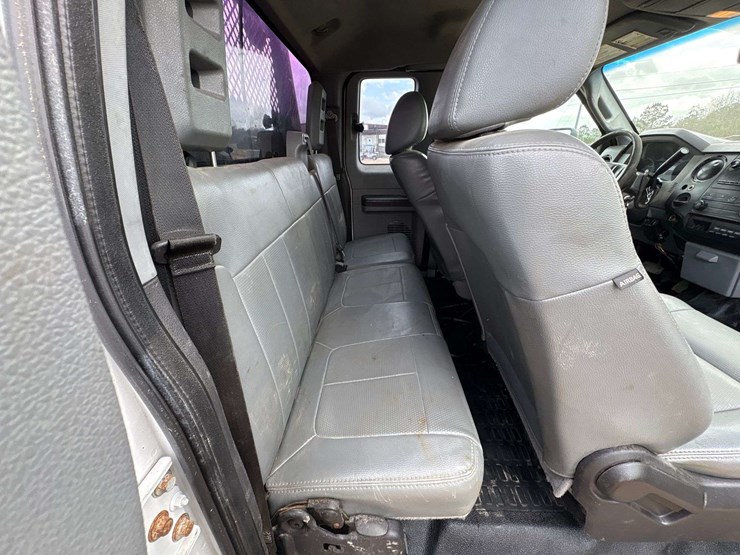 2001-ford-f450-image-19