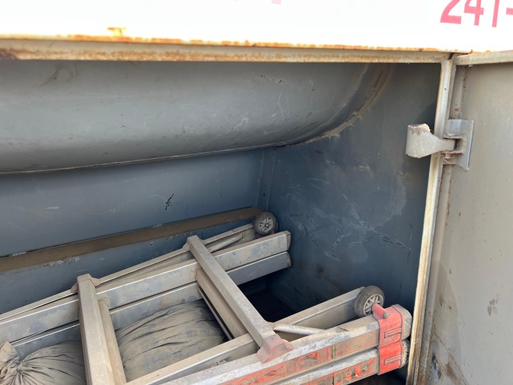 1999-mack-ch613-image-83