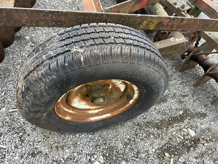 case-ih-370-image-19