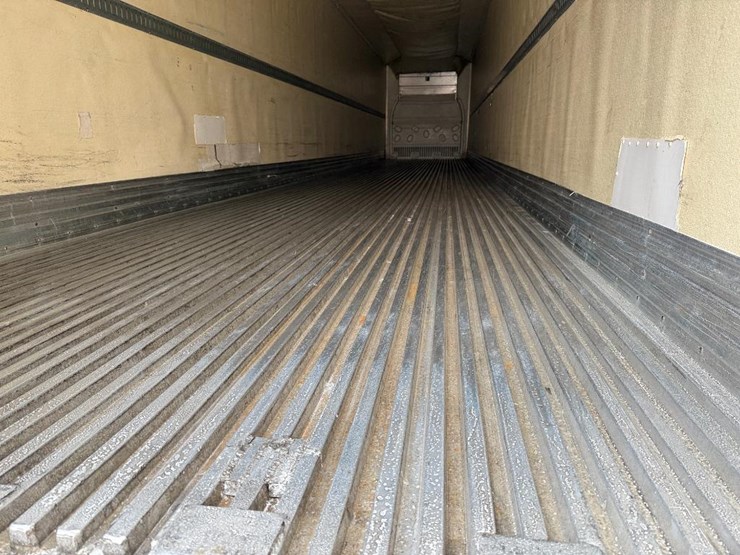 2012-great-dane-refrigerated-image-35