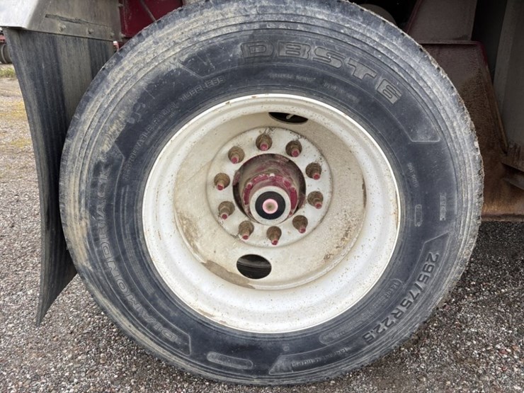 2016-dc-t/a-double-drop-pup-trailer-image-12