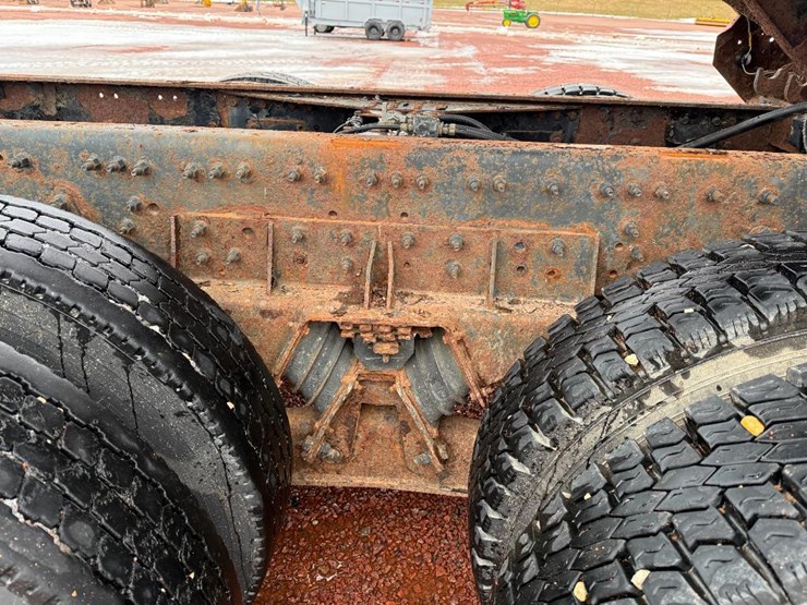 #280-•-lot-280-image-46