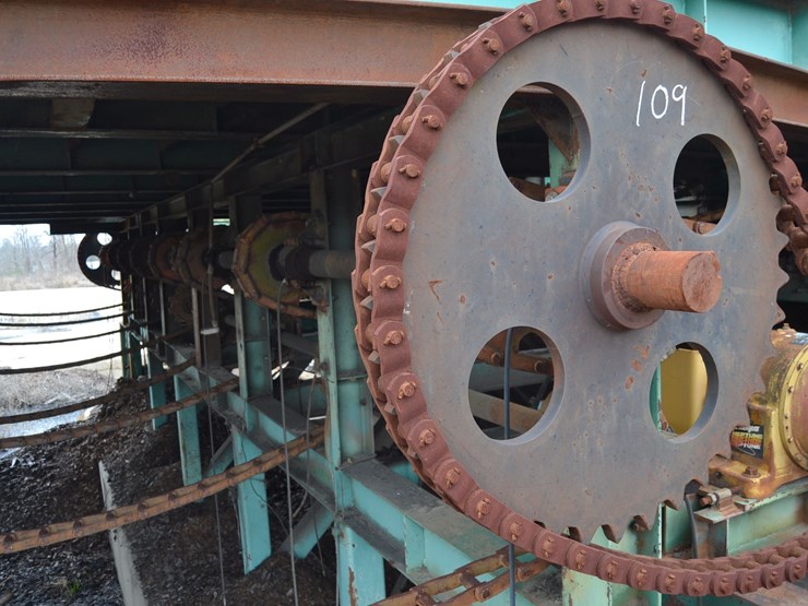 38'-heavy-duty-4-strand-log-deck-w/-s-drive-system-no-drive-w/-steel-suppport-image-3