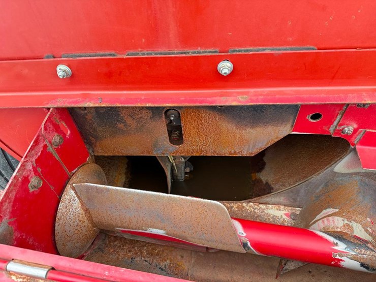 2009-new-holland-fp230-image-43