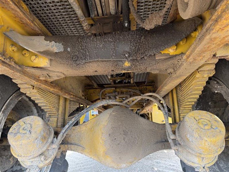 2005-john-deere-100-image-49