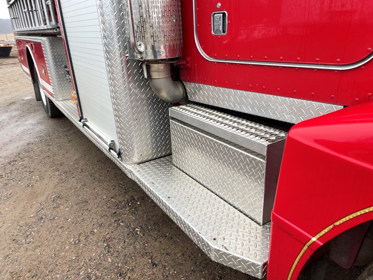 1991-peterbilt-377-image-7