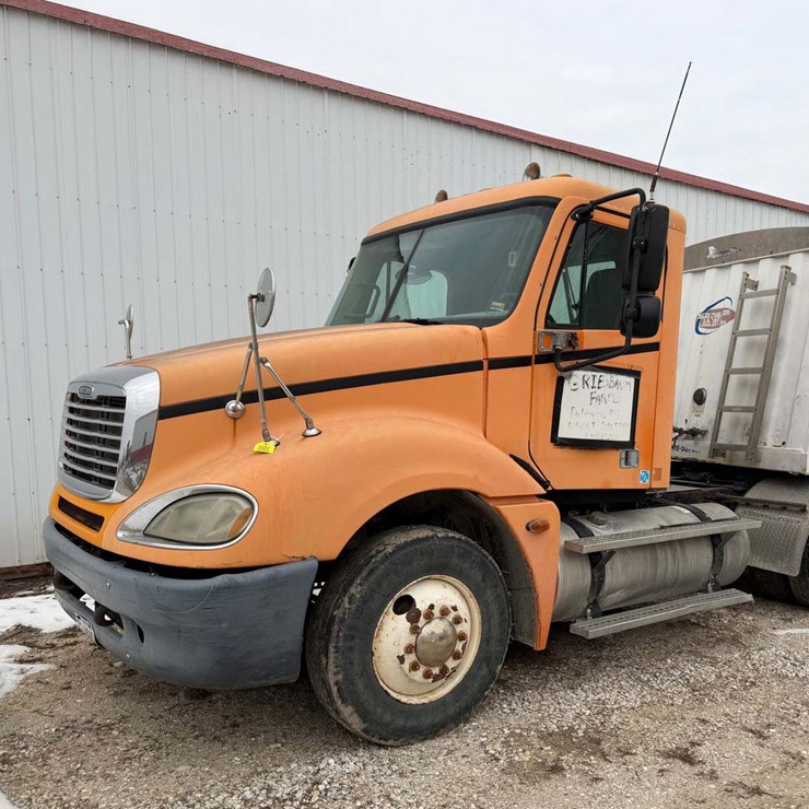 2006 FREIGHTLINER 108SD PLUS