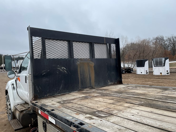 2012-ford-f650-image-28