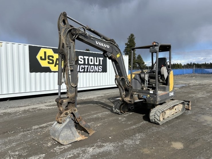 2019-volvo-ecr40d-image-1