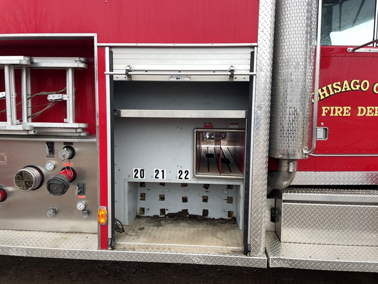 1991-peterbilt-377-image-18