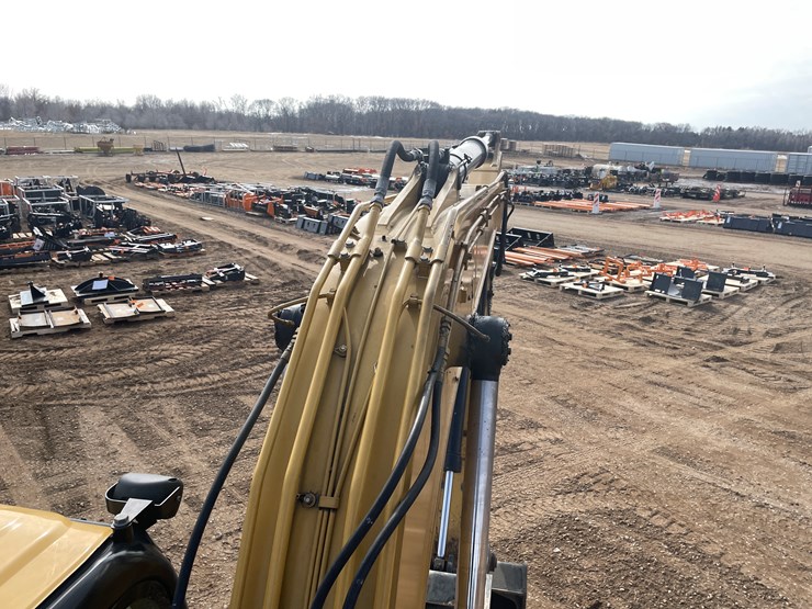 caterpillar-312f-image-42