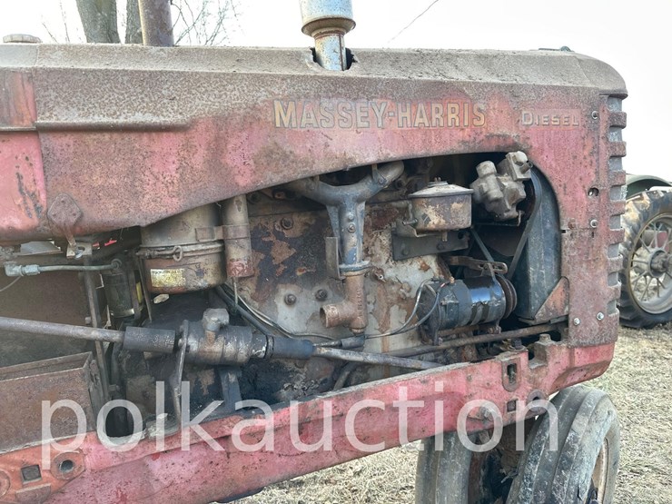 massey-ferguson-444-image-4
