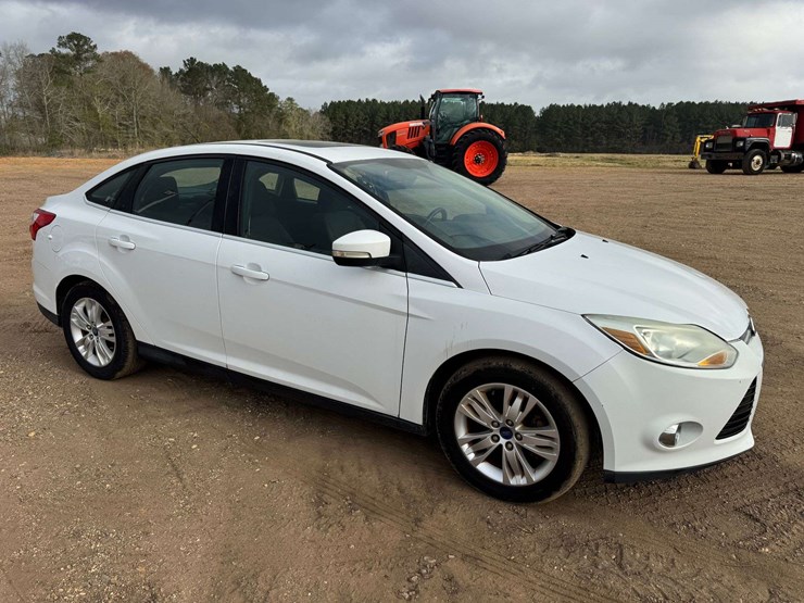 2012-ford-focus-sel-4-door-sedan---115,557-miles-image-2