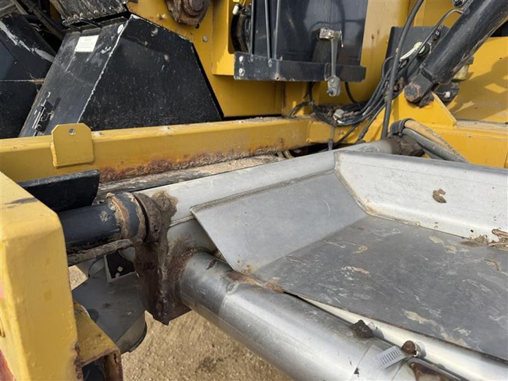 2005-john-deere-100-image-14