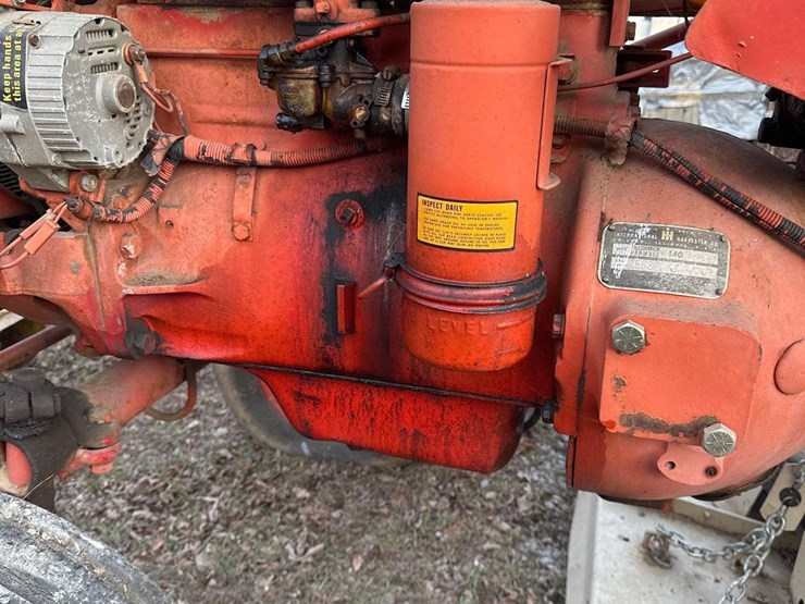 farmall-140-(sn#-25632)-(hess)-image-15
